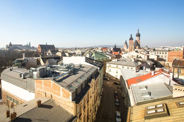 Widok z góry dachy starego miasta, w centrum Krakowa — Zdjęcie stockowe