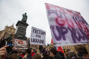 krakow ana meydanında gösteri