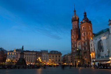 Azize mary Kilisesi rynek glowny üzerinde