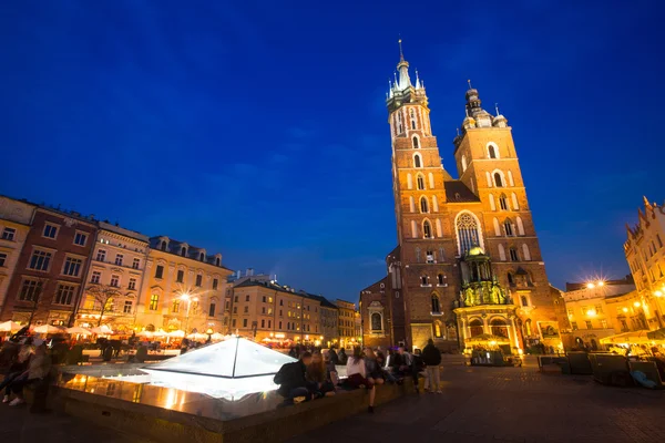 Azize mary Kilisesi rynek glowny üzerinde — Stok fotoğraf