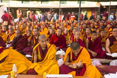 Tanımlanamayan Budist hacılar stupa boudhanath yakın