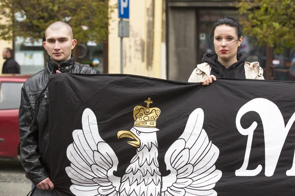 Neidentifikovaný účastníci iv procesí Katyň — Stock fotografie