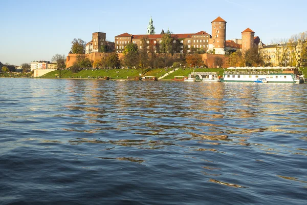 Pohled z hradu královského wawel s parkem — Stock fotografie