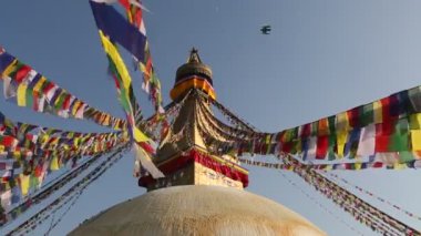 Katmandu bouddhanath stupa, renkli bayraklar sinek, nepal.