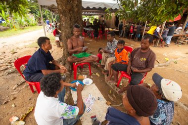 kimliği belirsiz kişi orang aslı köyünde