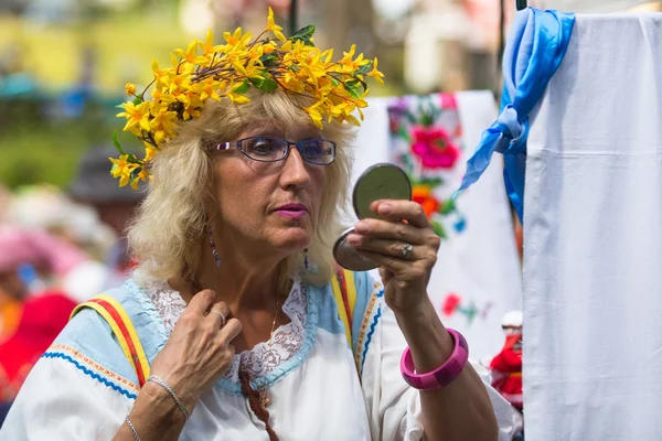 Helyi emberek ünnepelt Ivan Kupala nap — Stock Fotó