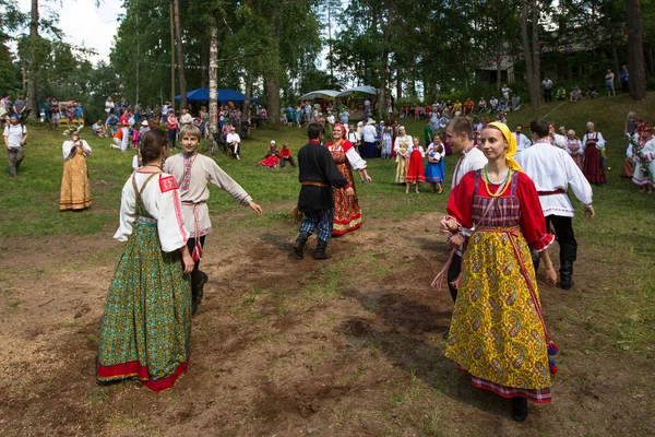 Местные жители отметили День Ивана Купалы — стоковое фото