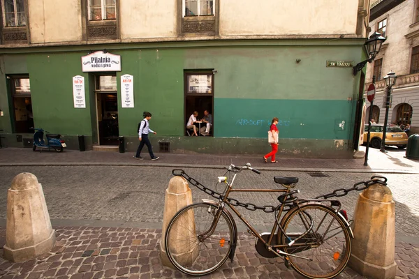 Bir sokakta Krakow tarihi merkezi — Stok fotoğraf