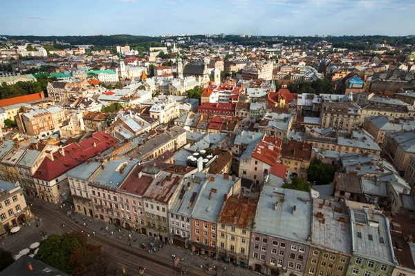 Bovenaanzicht van lviv city hall — Stockfoto