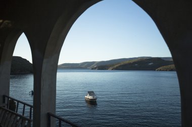 Марина kythnos