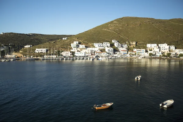 Yachthafen von Kythnos — Stockfoto