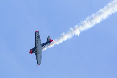 Uçağın gösteri sırasında Uluslararası Havacılık Fuarı ILA berlin hava gösterisi-2014.