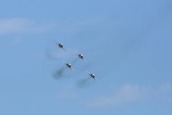 Demonstração aerobática durante a Exposição Aeroespacial Internacional ILA Berlin Air Show-2014 — Fotografia de Stock