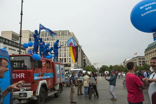 Aktivisten demonstrieren für die AfD — Stockfoto