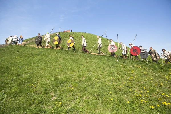 Unbekannte Teilnehmer der Rekawka - polnische Tradition — Stockfoto