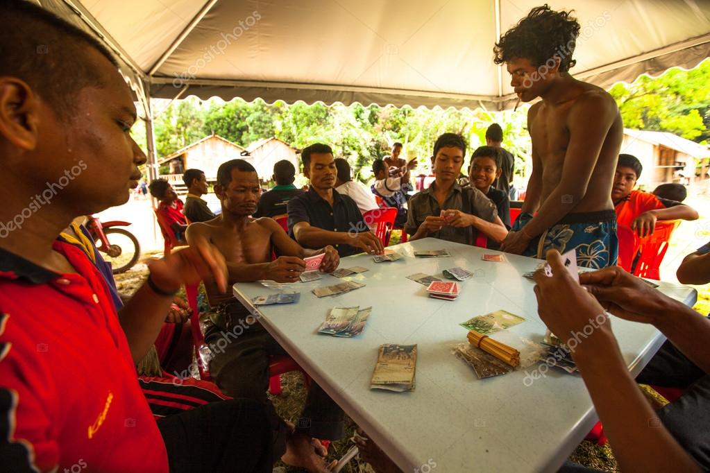 Orang Asli Stok Foto Orang Asli Gambar Bebas Royalti Depositphotos