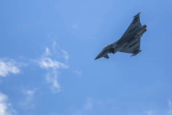 Multirole twin-engine fighter Eurofighter Typhoon demonstration — Stockfoto