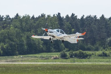 uçak grob g120 tr