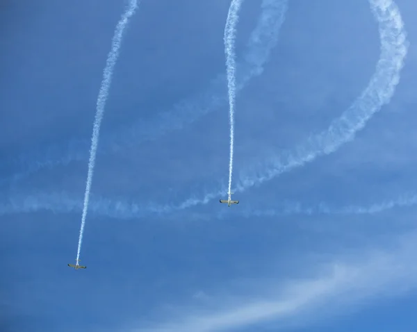 Aerobatic team 3x vliegen — Stockfoto