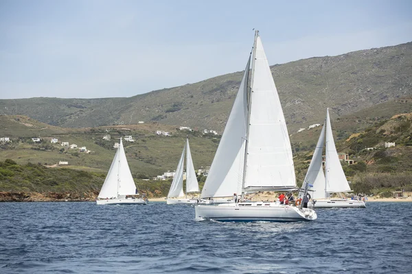 Barche a vela in regata "11esima Ellada 2014 " — Foto Stock