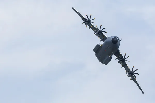 Flugzeug-Airbus a400m — Stockfoto