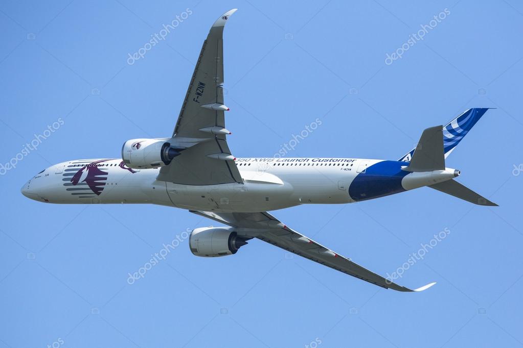 The aircraft Airbus A350 XWB Stock Editorial Photo © dimaberkut 47676485
