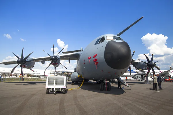 Vliegtuig airbus a400m — Stockfoto