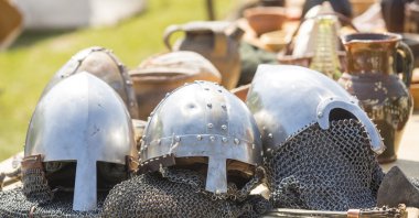 Ortaçağ knight's kask