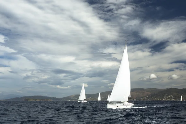 Segelschiff-Yachten — Stockfoto