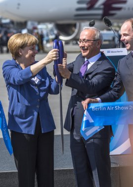 Angela merkel Havacılık ve Uzay Sergisi
