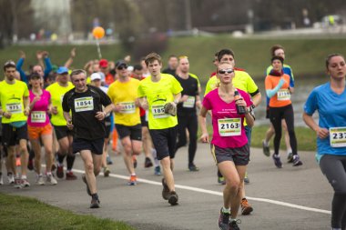 yıllık krakow uluslararası maraton