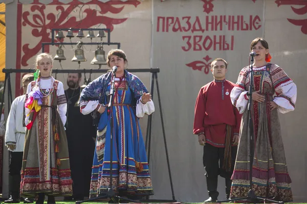 Niezidentyfikowane uczestnicy doceniają dni miasta — Zdjęcie stockowe