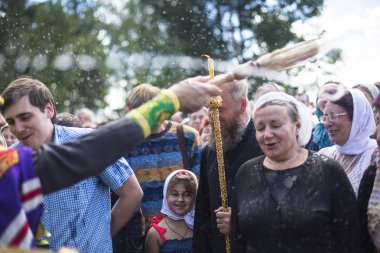 Rev anısına kutlamalar anthony dymsky