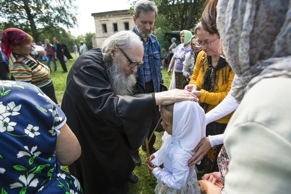 Feestelijkheden ter herdenking van de rev. anthony dymsky — Stockfoto