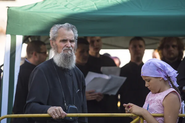 Procissão e liturgia divina no mosteiro de Uspensky . — Fotografia de Stock