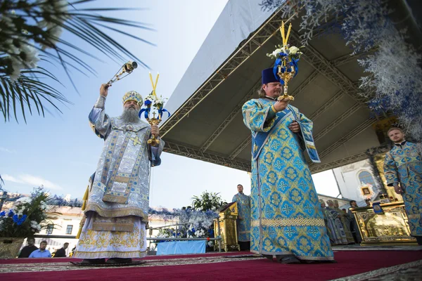 Obispo y Tikhvin Lodeinopolskiy Mstislav —  Fotos de Stock