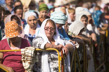 Katılımcılar Ortodoks kutsal ayini