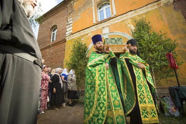 Feestelijkheden ter herdenking van de rev. anthony dymsky — Stockfoto