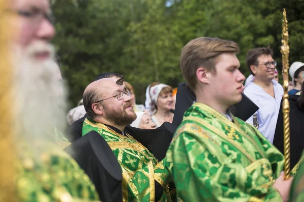 Feestelijkheden ter herdenking van de rev. anthony dymsky — Stockfoto