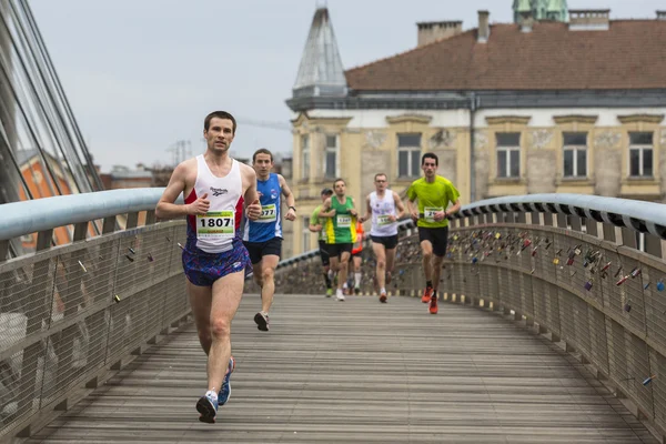 Uczestnicy maratonu międzynarodowa Kraków — Zdjęcie stockowe