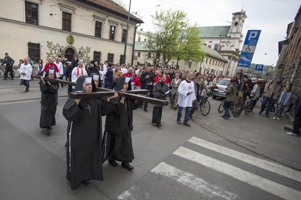 Way of the Cross on Good Friday in Krakow. — Stock Photo, Image