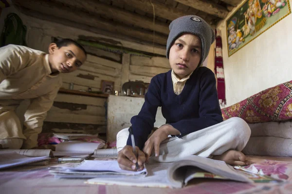 Enfants à l'école Jagadguru — Photo