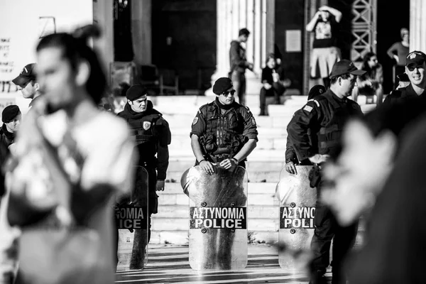 Athens Greece Kwiecień 2015 Rozruchy Policji Protestujących Podczas Protestu Przed — Zdjęcie stockowe