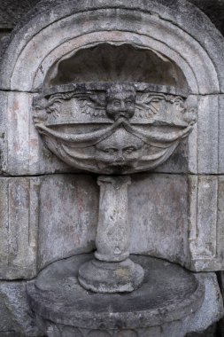 Portekiz, Bom Jesus de Braga antik çeşmesinin manzarası.