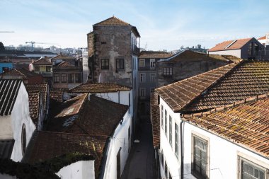 Vila Nova de Gaia, Porto, Portekiz 'in tarihi sokaklarından birine bakın..