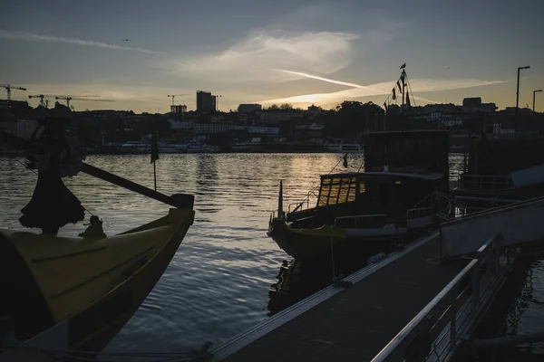 Silhouettes Ancient Boats Douro River Night Center Old City Porto — kuvapankkivalokuva