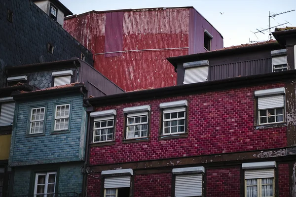 Blick Auf Die Häuserfassaden Der Altstadt Von Porto Portugal — Stockfoto