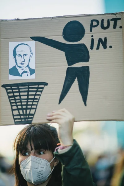 Porto Portugal Feb 2022 Tijdens Een Demonstratie Tegen Russische Invasie — Stockfoto