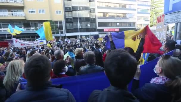 Порто Португаль Февраля 2022 Года Время Демонстрации Против Российского Вторжения — стоковое видео