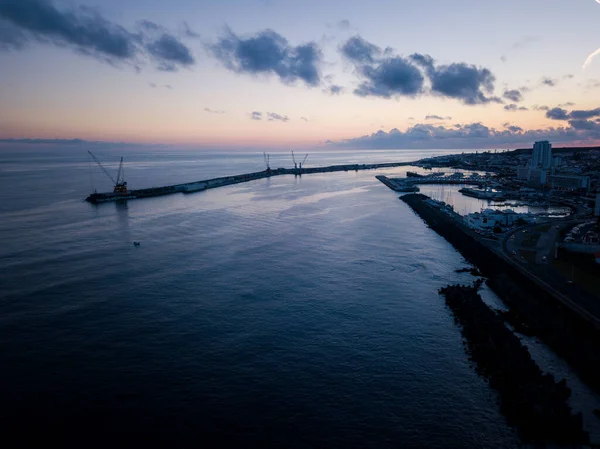 Yönäkymä Ponta Delgadan Merisatamalle Sao Miguelin Saarella Azoreilla Portugalissa — kuvapankkivalokuva